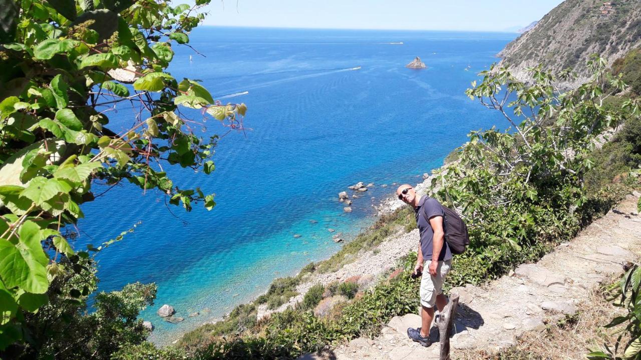 Mansard Apart Alba - Sea 5 Terre-Trekking-Excursions-Relax San Terenzo Exterior foto
